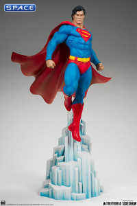 Superman Maquette (DC Comics)