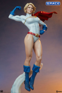 Power Girl Premium Format Figure (DC Comics)