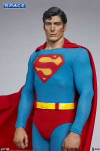 Superman Premium Format Figure (Superman: The Movie)