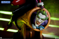 Harley Quinn and The Joker Diorama (DC Comics)