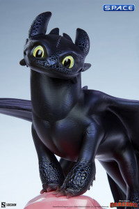 Toothless Statue (How to Train Your Dragon)