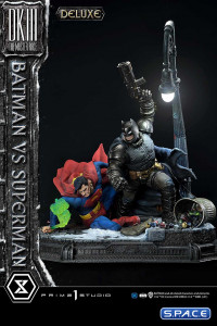 1/3 Scale Batman vs. Superman Deluxe Ultimate Diorama Masterline Statue - Bonus Version (Batman: The Dark Knight Returns)