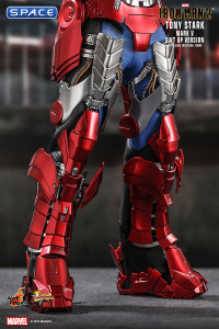 1/6 Scale Tony Stark Mark V Suit Up Version Movie Masterpiece MMS599 (Iron Man 2)