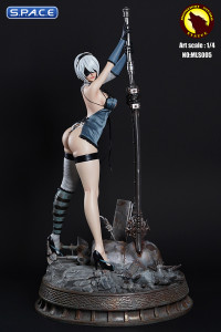 Gynoid Statue