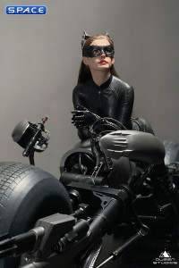 1/3 Scale Catwoman Statue (Batman - The Dark Knight Rises)