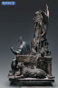 1/4 Scale Batman on Throne Statue - Premium Version (DC Comics)