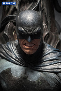 1/4 Scale Batman on Throne Statue - Premium Version (DC Comics)