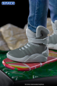 1/10 Scale Marty McFly on Hoverboard Art Scale Statue (Back to the Future 2)
