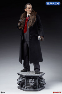 Van Helsing Premium Format Figure (Dracula)