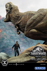 1/15 Scale Tyrannosaurus-Rex & Carnotaurus Legacy Museum Collection Statue (Jurassic World: Fallen Kingdom)