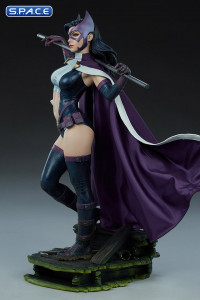 Huntress Premium Format Figure (DC Comics)