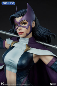 Huntress Premium Format Figure (DC Comics)