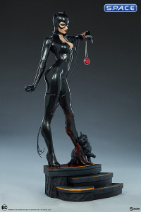 Catwoman Premium Format Figure (DC Comics)