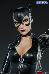 Catwoman Premium Format Figure (DC Comics)