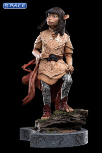 Jen the Gelfling Statue (The Dark Crystal)