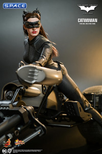 1/6 Scale Catwoman Movie Masterpiece MMS627 (The Dark Knight Trilogy)