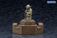 Yoda Fountain Statue (Star Wars)