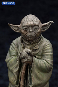 Yoda Fountain Statue (Star Wars)