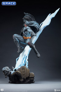 Batman Premium Format Figure (Batman: The Dark Knight Returns)