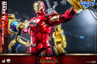 1/4 Scale Iron Man Mark IV with Suit Up Gantry QS021 (Iron Man 2)