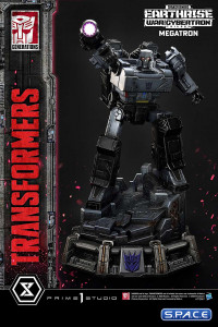 Megatron Premium Masterline Statue (Transformers: War For Cybertron Trilogy)