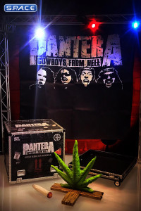 Cowboys From Hell Road Case Rock Iconz On Tour Statue (Pantera)