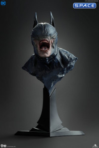 Bloodstorm Batman Statue - Premium Version (DC Comics)