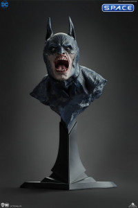 Bloodstorm Batman Statue - Premium Version (DC Comics)