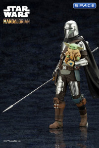 1/10 Scale The Mandalorian & Grogu with Beskar Staff ARTFX+ Statue (The Mandalorian)