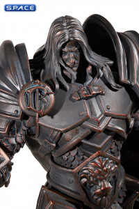 Arthas Statue (Warcraft III)