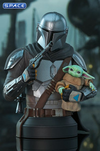 The Mandalorian with Grogu Bust - St. Patricks Day Exclusive (The Mandalorian)