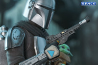 The Mandalorian with Grogu Bust - St. Patricks Day Exclusive (The Mandalorian)