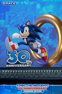 Sonic the Hedgehog 30th Anniversary Statue (Sonic the Hedgehog)