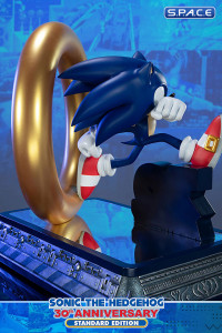 Sonic the Hedgehog 30th Anniversary Statue (Sonic the Hedgehog)