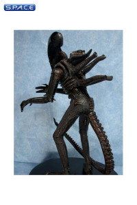 Alien Signature Statue (Alien)