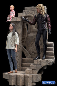 Jareth and Sarah in the Illusionary Maze Statue (Labyrinth)