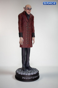 Nosferatu Statue (Nosferatu)