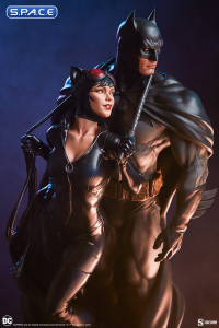 Batman and Catwoman Diorama (DC Comics)