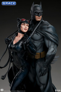 Batman and Catwoman Diorama (DC Comics)