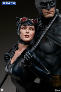 Batman and Catwoman Diorama (DC Comics)