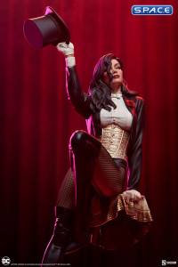 Zatanna Premium Format Figure (DC Comics)