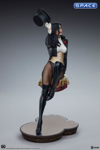Zatanna Premium Format Figure (DC Comics)