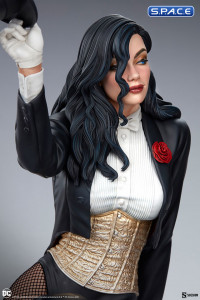 Zatanna Premium Format Figure (DC Comics)