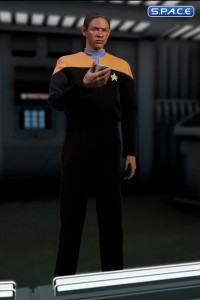 1/6 Scale Lt. Commander Tuvoc (Star Trek: Voyager)