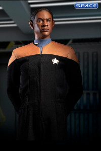 1/6 Scale Lt. Commander Tuvoc (Star Trek: Voyager)