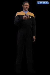 1/6 Scale Lt. Commander Tuvoc (Star Trek: Voyager)