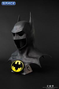 1:1 Batman Cowl Life-Size Replica (Batman)