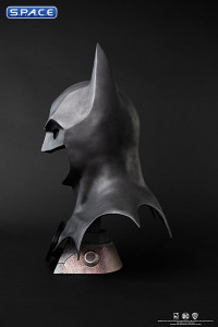 1:1 Batman Cowl Life-Size Replica (Batman)