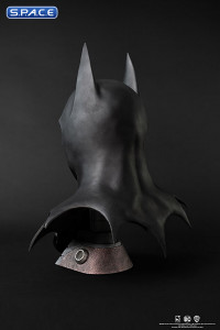 1:1 Batman Cowl Life-Size Replica (Batman)