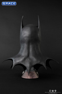 1:1 Batman Cowl Life-Size Replica (Batman)